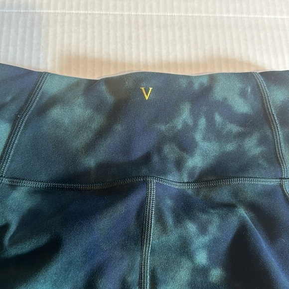 Victorias Secret green navy look of tye dye leggings w side pockets super soft - Picture 6 of 8